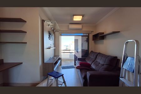 Sala de apartamento à venda com 1 quarto, 79m² em Cambuí, Campinas