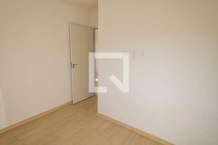 Quarto 1 de apartamento para alugar com 2 quartos, 45m² em Campo Grande, Rio de Janeiro