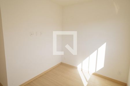 Quarto 1 de apartamento para alugar com 2 quartos, 45m² em Campo Grande, Rio de Janeiro