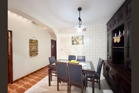 Sala  de casa à venda com 3 quartos, 110m² em Campo Grande, São Paulo