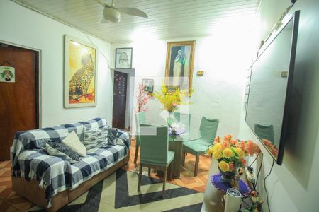 Casa à venda com 4 quartos, 370m² em Vila Regente Feijó, São Paulo