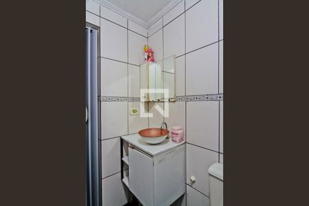 Banheiro de casa à venda com 3 quartos, 160m² em Jardim Peri, São Paulo