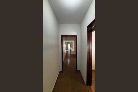 Corredor de casa para alugar com 2 quartos, 100m² em Vila Humaita, Santo André