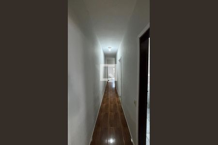 Corredor de casa para alugar com 2 quartos, 100m² em Vila Humaita, Santo André