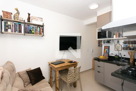 Sala e Cozinha de apartamento à venda com 1 quarto, 27m² em Tatuapé, São Paulo