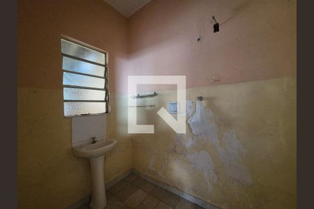 Banheiro de casa à venda com 1 quarto, 90m² em Vila Humaita, Santo André