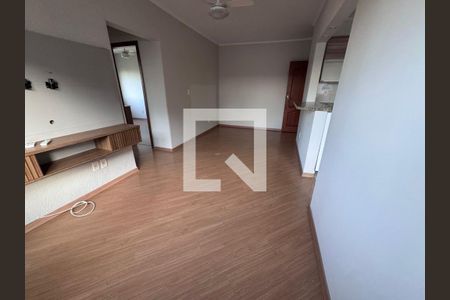 Sala de apartamento para alugar com 2 quartos, 59m² em Sarandi, Porto Alegre