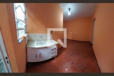 Casa à venda com 2 quartos, 200m² em Vila Matias, São Paulo