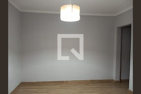 Casa à venda com 3 quartos, 150m² em Jardim Angela (Zona Leste), São Paulo