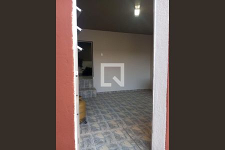 Casa à venda com 3 quartos, 150m² em Jardim Angela (Zona Leste), São Paulo