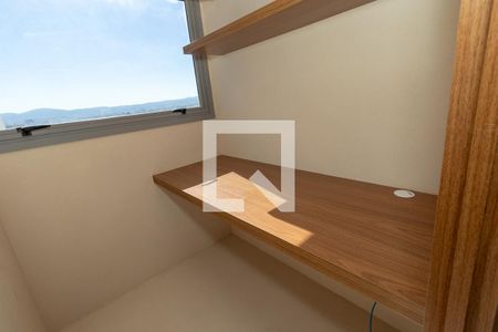 Escritório de apartamento à venda com 3 quartos, 184m² em Água Branca, São Paulo