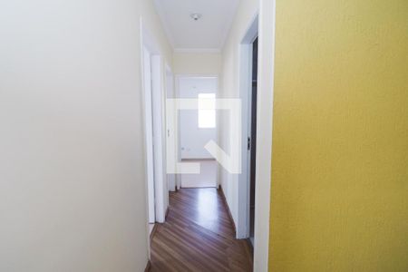 Corredor de apartamento para alugar com 3 quartos, 60m² em Vila Basileia, São Paulo