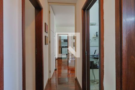 Corredor de apartamento para alugar com 4 quartos, 198m² em Funcionários, Belo Horizonte