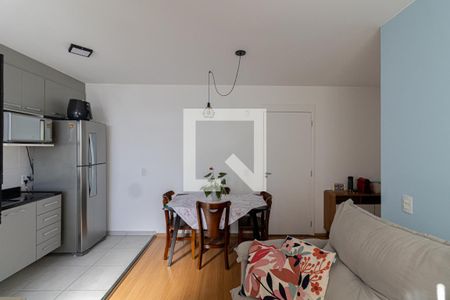 Sala e Cozinha de apartamento à venda com 2 quartos, 44m² em Vila Cosmopolita, São Paulo