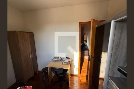 quarto 1 de apartamento para alugar com 3 quartos, 59m² em Esplanada, Belo Horizonte