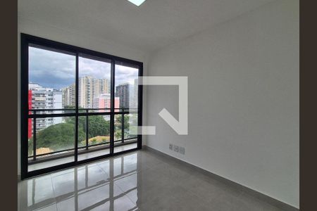 Apartamento para alugar com 3 quartos, 80m² em Recreio dos Bandeirantes, Rio de Janeiro