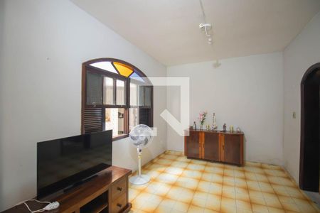 Sala de casa para alugar com 2 quartos, 180m² em Venda da Cruz, São Gonçalo