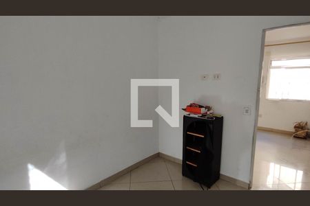 Quarto 1 de apartamento para alugar com 2 quartos, 48m² em Conjunto Residencial José Bonifácio, São Paulo
