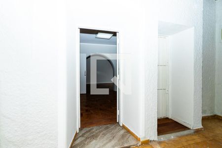 Entrada de casa para alugar com 3 quartos, 300m² em Pacaembu, São Paulo