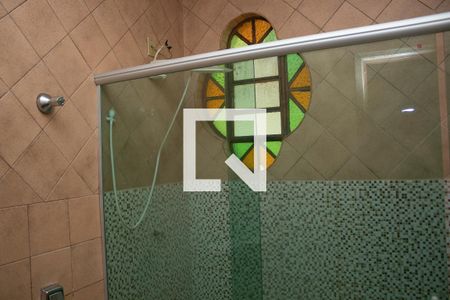 Casa para alugar com 4 quartos, 400m² em Cachoeirinha, Belo Horizonte