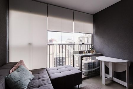 Varanda de kitnet/studio para alugar com 1 quarto, 36m² em Moema, São Paulo
