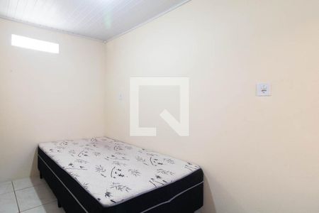 Sala/Quarto de casa para alugar com 1 quarto, 30m² em São José, Porto Alegre