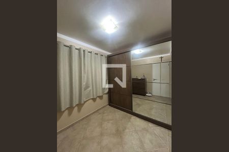 Quarto de apartamento para alugar com 2 quartos, 47m² em Jardim São Vicente, Campinas