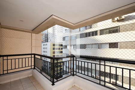 varanda churrasqueira sala de estar de apartamento para alugar com 2 quartos, 78m² em Paraíso, São Paulo