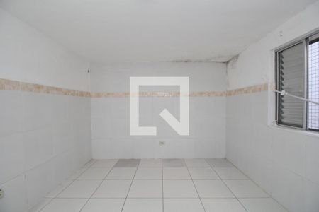 Quarto de casa para alugar com 1 quarto, 50m² em Vila Pirajussara, São Paulo