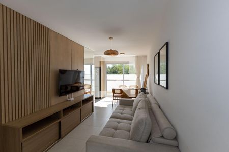 Sala de TV de casa de condomínio à venda com 2 quartos, 80m² em Vila Industrial, Nova Lima