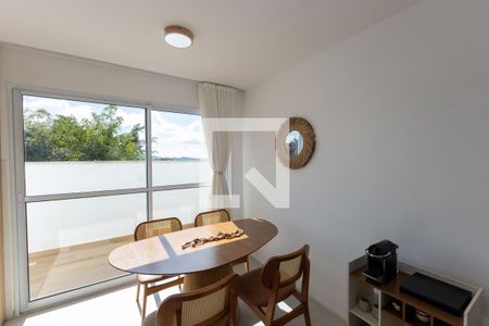 Sala de Jantar de casa de condomínio à venda com 2 quartos, 80m² em Vila Industrial, Nova Lima