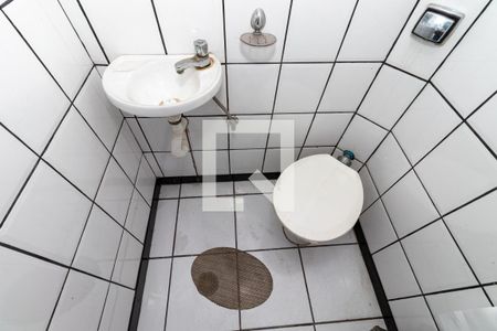 Banheiro de casa para alugar com 1 quarto, 50m² em Bom Retiro, São Paulo
