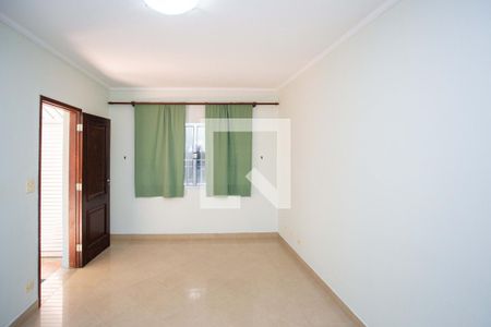 Sala de TV de casa à venda com 5 quartos, 249m² em Centro, Diadema