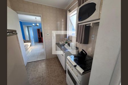 Cozinha de apartamento para alugar com 1 quarto, 43m² em Santana, Porto Alegre