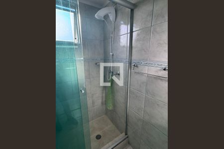 Banheiro de apartamento para alugar com 1 quarto, 43m² em Santana, Porto Alegre