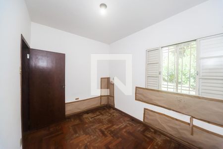 quarto 2 de casa de condomínio à venda com 3 quartos, 249m² em Residencial Sul, Nova Lima