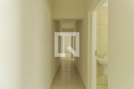 Corredor de casa para alugar com 2 quartos, 75m² em Jardim Lina, Cotia