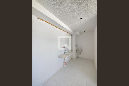 Cozinha  de apartamento para alugar com 2 quartos, 33m² em Parque Novo Mundo, São Paulo