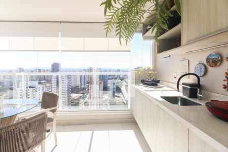 Varanda  de apartamento à venda com 2 quartos, 67m² em Vila Gomes Cardim, São Paulo