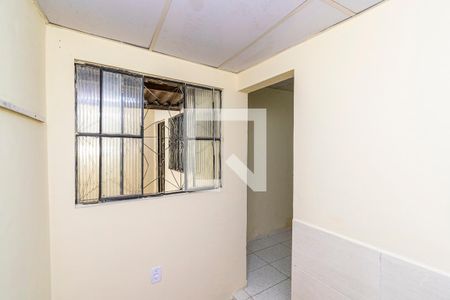 Quarto de casa de condomínio para alugar com 1 quarto, 45m² em Irajá, Rio de Janeiro