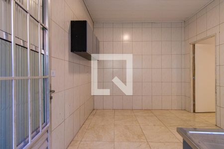 Cozinha de casa para alugar com 1 quarto, 30m² em Jardim Lina, Cotia