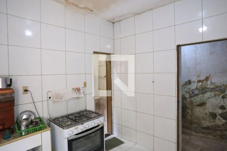Cozinha de casa à venda com 2 quartos, 120m² em Pirajá, Belo Horizonte