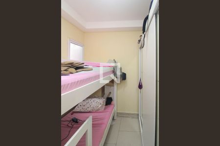 Quarto 1 de apartamento à venda com 3 quartos, 68m² em Jardim Henriqueta, Taboão da Serra