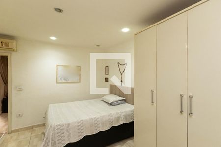 Suíte de casa à venda com 3 quartos, 135m² em Jardim Japao, São Paulo