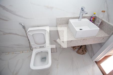 Banheiro da Suíte de apartamento à venda com 3 quartos, 135m² em Fonte Grande, Contagem