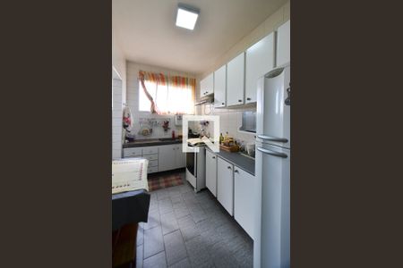 Cozinha de apartamento à venda com 2 quartos, 62m² em Graça, Belo Horizonte