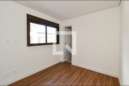 Suíte 1 de apartamento à venda com 2 quartos, 70m² em Lourdes, Belo Horizonte