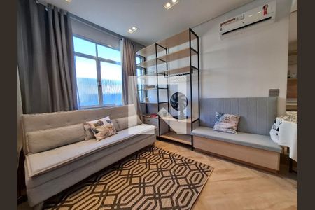 Sala/Cozinha  de apartamento para alugar com 1 quarto, 19m² em Lapa, Rio de Janeiro
