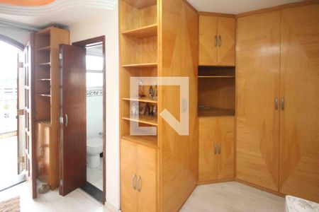 Suite de casa de condomínio à venda com 4 quartos, 300m² em Jardim Angela (zona Leste), São Paulo