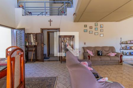 Sala de casa de condomínio para alugar com 6 quartos, 270m² em Jardim Nomura, Cotia